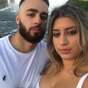 Meet your Posher, Gillian